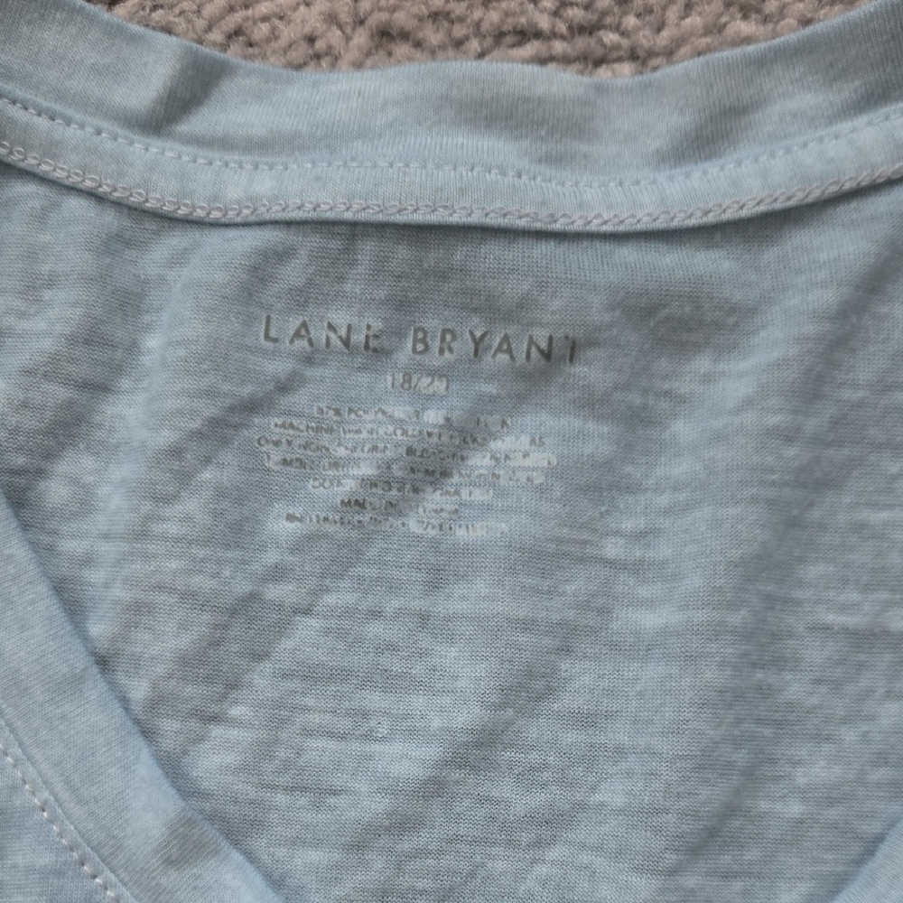 Size 18/20, Lane Bryant Light Blue Floral 'Beautiful' Graphic Tee - Picture 5 of 6